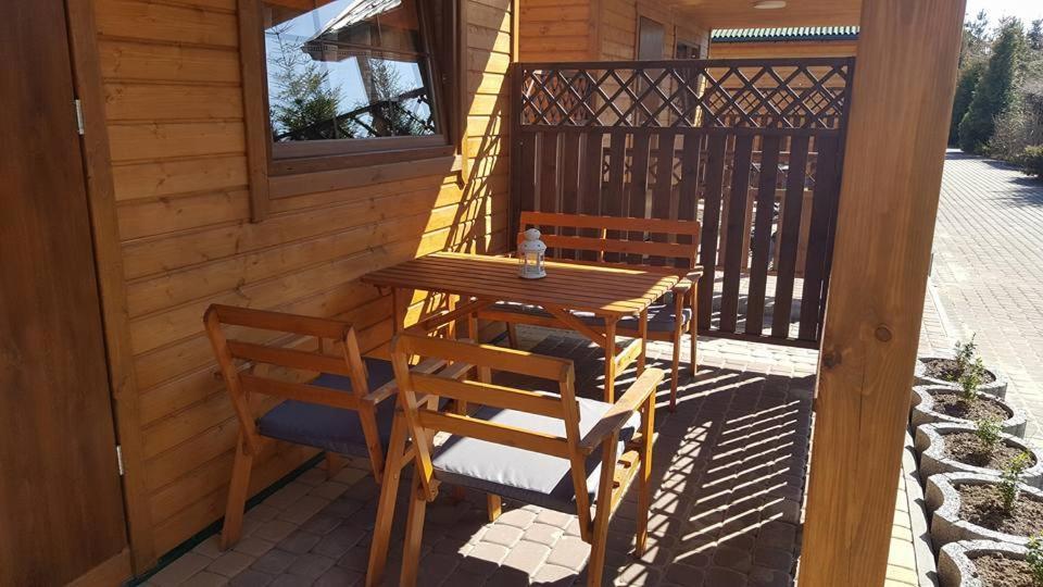 Zielony Zakatek Chlapowo Domki I Pokoje Wladyslawowo Exterior photo